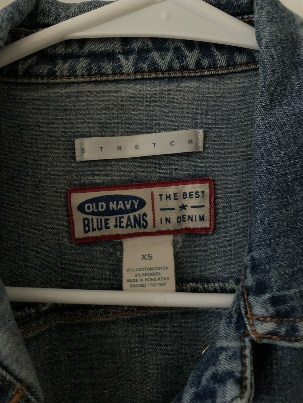 Old Navy xs Petite Women’s Jean jacket blue button pocket Stretch - Picture 4 of 5